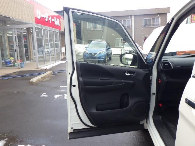 セレナ ハイウェイスター　Ｖセレクション　フリップＤモニター／プロパイロット／パーキングアシスト／全方位カメラ／エンジンスターター／ドライブレコーダー／両側電動パワスラ／インテリジェントルームミラー／バックカメラ／障害物センサー／衝突被害軽減（48枚目）