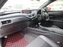 ＵＸ ＵＸ２５０ｈ　バージョンＬ　４ＷＤ／禁煙車／衝突軽減ブレーキ／全周囲カメラ／障害物センサ／シートエアコン／シートヒーター／ステアリングヒーター／電動リアゲート／純正アルミホイール／黒革シート／リアカメラ／ドアバイザー／ドラレコ（8枚目）