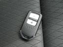 ｅ：ＨＥＶリュクス　４ＷＤ／禁煙車／衝突軽減ブレーキ／全周囲カメラ／純正９型ナビ／フルセグＴＶ／ＥＴＣ２．０／クリアランスソナー／ステアリングヒーター／レーダークルコン／ワイパーデアイサー／ブラインドスポットモニター（20枚目）