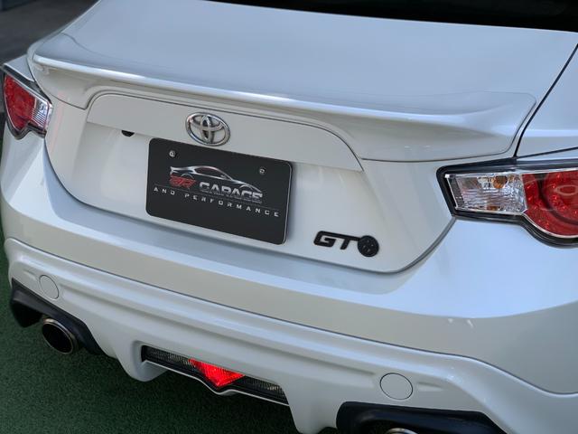 ８６ ＧＴリミテッド　ＴＲＤフルエアロ　社外マフラー　純正ナビ　ＥＴＣ　パドルシフト（15枚目）