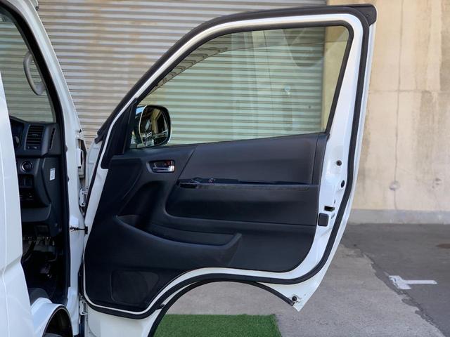 ハイエースバン スーパーＧＬ　ダークプライム　フルセグＢｌｕｅｔｏｏｔｈナビ　テレビ　Ｂカメラ　両側小窓（50枚目）