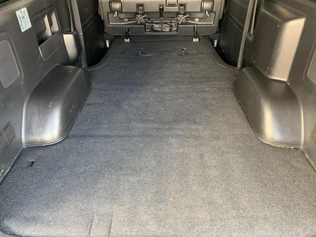 ハイエースバン スーパーＧＬ　ダークプライム　フルセグＢｌｕｅｔｏｏｔｈナビ　テレビ　Ｂカメラ　両側小窓（57枚目）