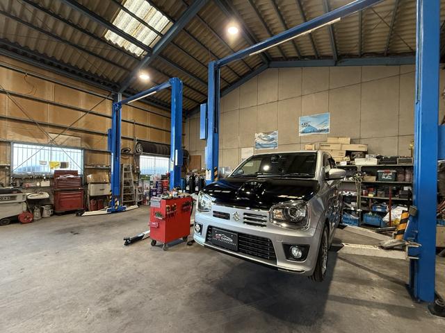 アルトワークス ベースグレード　５速ＭＴ　ＴＥＩＮ車高調　モンスタースポーツマフラー　ＤＥＦＩブースト計　Ｈｏｔｓｔｕｆｆメッシュホイール　社外テール　ＦＲＰボンネット　ＺＥＲＯ１０００エアクリ（53枚目）