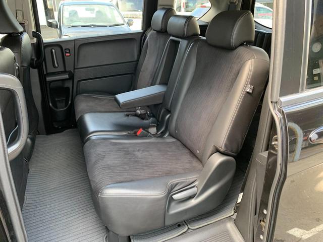 フリードハイブリッド ジャストセレクション　両側電動パワスラ　純正ナビ　ＴＶ　Ｂカメラ　後部座席モニター　ＥＴＣ　クルコン（26枚目）