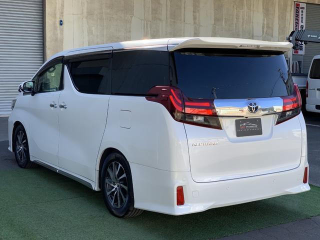アルファード ２．５Ｓ　Ｃパッケージ　純正１０型ナビ　エグゼクティブシート　衝突軽減　後方フリップダウンモニター　パワーハーフレザーシート　クルーズコントロール（8枚目）