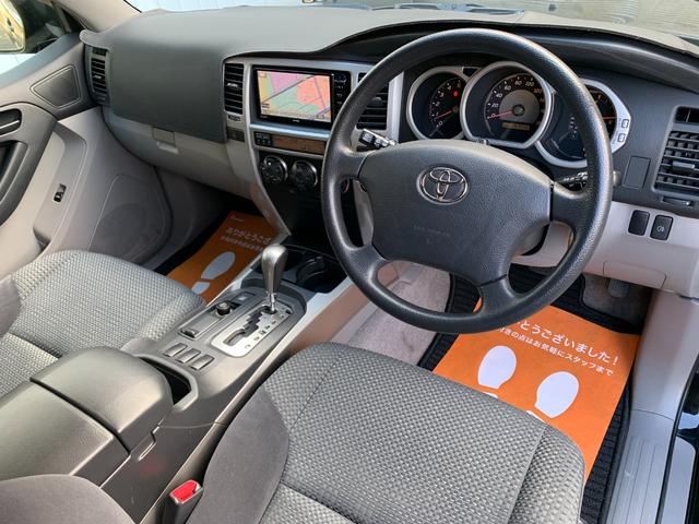 ハイラックスサーフ ＳＳＲ－Ｘ２０ｔｈアニバーサリーエディション　２インチＬＩＦＴ－ＵＰ　ＲＯＣＫ　ＫＥＬＬＹ　ＭＸ２ホイール　ＢＦグッドリッチマッドタイヤ　フルセグナビＴＶ　前後ドラレコ　Ｂカメラ　ＥＴＣ（22枚目）