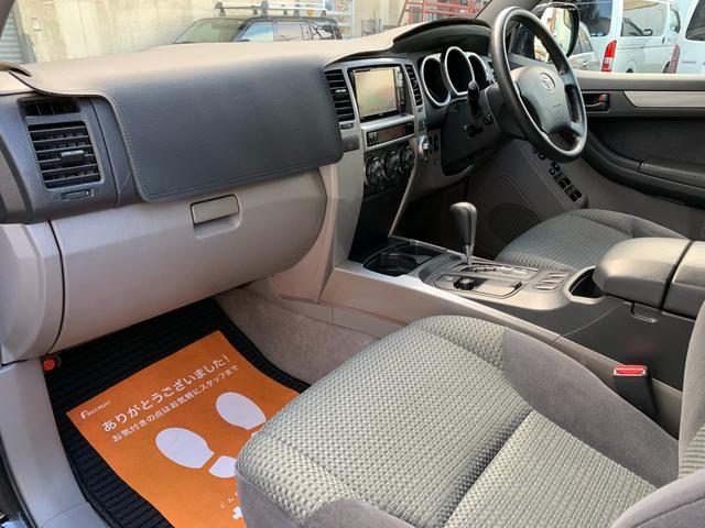 ハイラックスサーフ ＳＳＲ－Ｘ２０ｔｈアニバーサリーエディション　２インチＬＩＦＴ－ＵＰ　ＲＯＣＫ　ＫＥＬＬＹ　ＭＸ２ホイール　ＢＦグッドリッチマッドタイヤ　フルセグナビＴＶ　前後ドラレコ　Ｂカメラ　ＥＴＣ（25枚目）