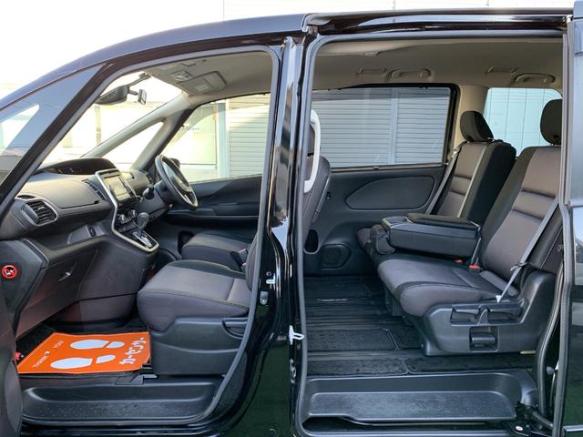 セレナ ハイウェイスター　Ｖセレクション　クルーズコントロール　両側電動スライドドア　フルセグＢｌｕｅｔｏｏｔｈナビＴＶ　Ｂカメラ　挟みこみ防止装置　バックカメラ（14枚目）