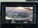バックカメラも付いていますので、駐車時に後方がリアルタイム映像で確認できます。立体駐車場での駐車時や、夜間のバック時に大活躍