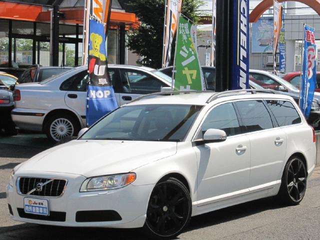 ｖ７０ 白 ホワイト系の中古車を探すなら グーネット中古車 ボルボの中古車情報