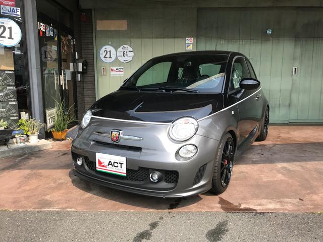 ブラックandグレイエディション 新車並行車 左ハンドル(1枚目)
