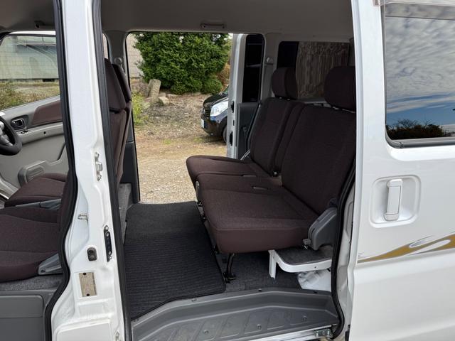 タウンボックス ＲＸ　令８年１１月　４ＷＤ　ターボ　４ＡＴ　オートマ　ナビフルセグＤＶＤ　Ｂｌｕｅｔｏｏｔｈ　パール　両側スライドドア　キーレス　ＥＴＣ　ＬＥＤヘッド　純正１３インチアルミ　フォグライト　プライバシーガラス（15枚目）