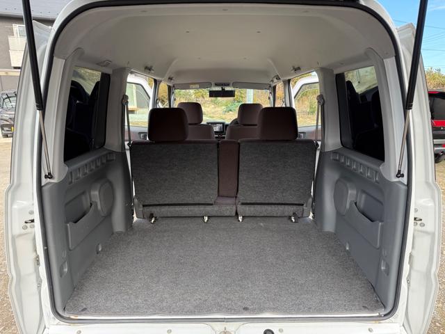 タウンボックス ＲＸ　令８年１１月　４ＷＤ　ターボ　４ＡＴ　オートマ　ナビフルセグＤＶＤ　Ｂｌｕｅｔｏｏｔｈ　パール　両側スライドドア　キーレス　ＥＴＣ　ＬＥＤヘッド　純正１３インチアルミ　フォグライト　プライバシーガラス（19枚目）