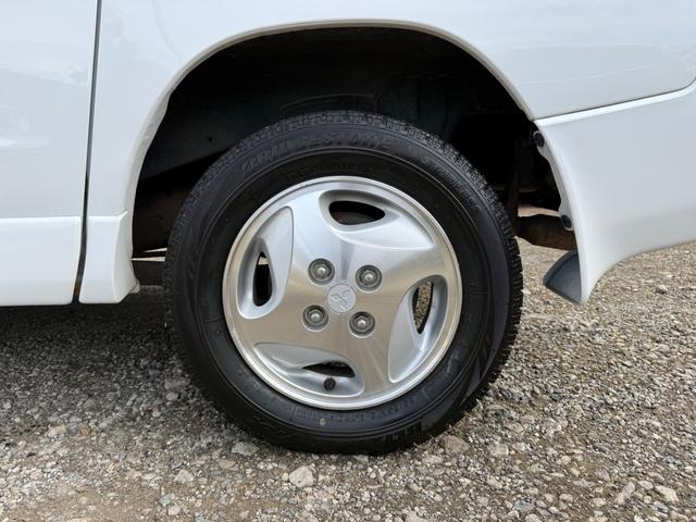 タウンボックス ＲＸ　令８年１１月　４ＷＤ　ターボ　４ＡＴ　オートマ　ナビフルセグＤＶＤ　Ｂｌｕｅｔｏｏｔｈ　パール　両側スライドドア　キーレス　ＥＴＣ　ＬＥＤヘッド　純正１３インチアルミ　フォグライト　プライバシーガラス（24枚目）