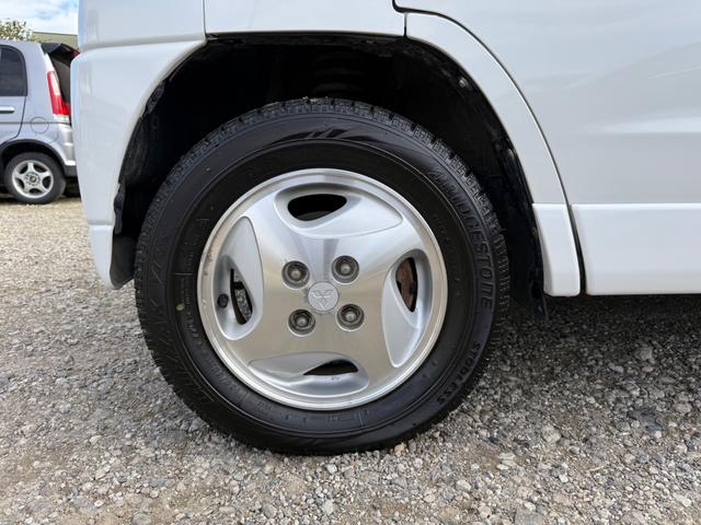 タウンボックス ＲＸ　令８年１１月　４ＷＤ　ターボ　４ＡＴ　オートマ　ナビフルセグＤＶＤ　Ｂｌｕｅｔｏｏｔｈ　パール　両側スライドドア　キーレス　ＥＴＣ　ＬＥＤヘッド　純正１３インチアルミ　フォグライト　プライバシーガラス（26枚目）