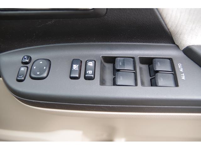 ヴェルファイア 2.4X 4WD ETC バックカメラ ナビ クリアランスソナー 両側電動スライドドア オートライト HID スマートキー 電動格納ミラー 3列シート CVT アルミホイール CD 盗難防止システム(9枚目)
