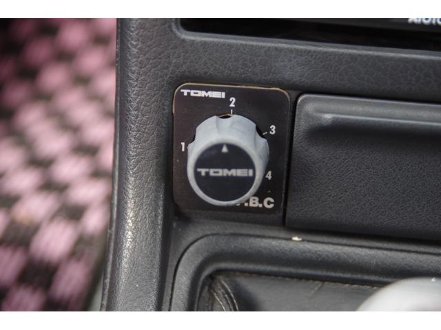 スカイライン ＧＴ－Ｒ　４ＷＤ　ＥＴＣ　アルミホイール　ＭＴ　電動格納ミラー　ＵＳＢ　ミュージックプレイヤー接続可（6枚目）