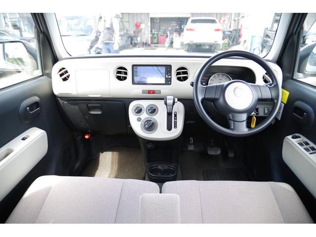 ミラココア ココアＬ　バックカメラ　ナビ　ＴＶ　キーレスエントリー　アイドリングストップ　電動格納ミラー　ベンチシート　ＣＶＴ　盗難防止システム　ＡＢＳ　ＣＤ　ＵＳＢ　Ｂｌｕｅｔｏｏｔｈ　アルミホイール　衝突安全ボディ（2枚目）