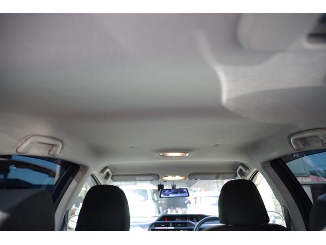 アクア Ｓ　プッシュスタート　スマートキー　ＥＴＣ　バックカメラ　ＴＶ　オートライト　アイドリングストップ　ＣＶＴ　衝突安全ボディ　ＡＢＳ　ＥＳＣ　ＣＤ　Ｂｌｕｅｔｏｏｔｈ（29枚目）