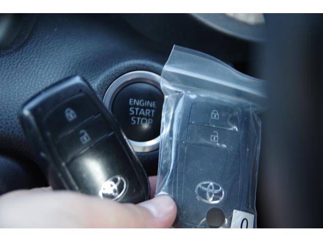 ヤリス X 4WD ドライブレコーダー ETC バックカメラ ナビ クリアランスソナー オートクルーズコントロール レーンアシスト 衝突被害軽減システム オートマチックハイビーム スマートキー 電動格納ミラー(8枚目)