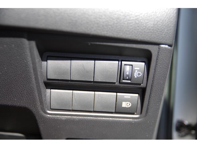 ヤリス X 4WD ドライブレコーダー ETC バックカメラ ナビ クリアランスソナー オートクルーズコントロール レーンアシスト 衝突被害軽減システム オートマチックハイビーム スマートキー 電動格納ミラー(9枚目)