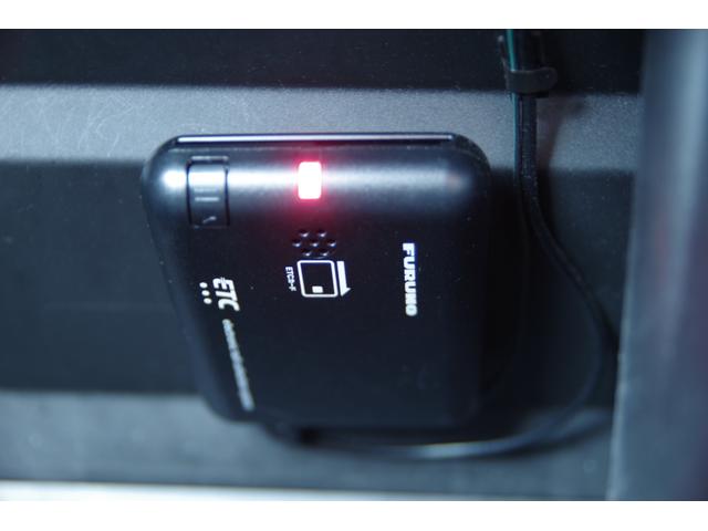 ヤリス X 4WD ドライブレコーダー ETC バックカメラ ナビ クリアランスソナー オートクルーズコントロール レーンアシスト 衝突被害軽減システム オートマチックハイビーム スマートキー 電動格納ミラー(10枚目)