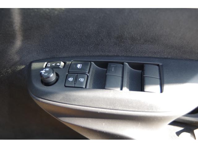 ヤリス X 4WD ドライブレコーダー ETC バックカメラ ナビ クリアランスソナー オートクルーズコントロール レーンアシスト 衝突被害軽減システム オートマチックハイビーム スマートキー 電動格納ミラー(11枚目)