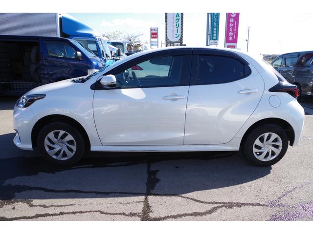 ヤリス X 4WD ドライブレコーダー ETC バックカメラ ナビ クリアランスソナー オートクルーズコントロール レーンアシスト 衝突被害軽減システム オートマチックハイビーム スマートキー 電動格納ミラー(14枚目)