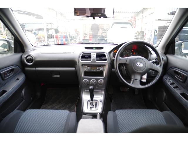 インプレッサ １．５ｉ　アルミホイール　ＡＴ　キーレスエントリー　電動格納ミラー　ＣＤ　衝突安全ボディ　ＡＢＳ　エアコン　パワーステアリング　パワーウィンドウ（2枚目）