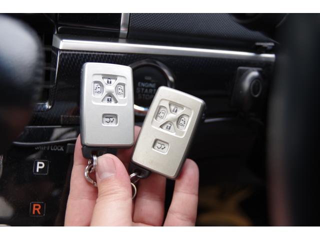 エスティマ アエラス　サンルーフ　電動リアゲート　両側パワースライドドア　ＥＴＣ　バックカメラ　ナビ　ＴＶ　オートクルーズコントロール　両側電動スライドドア（11枚目）