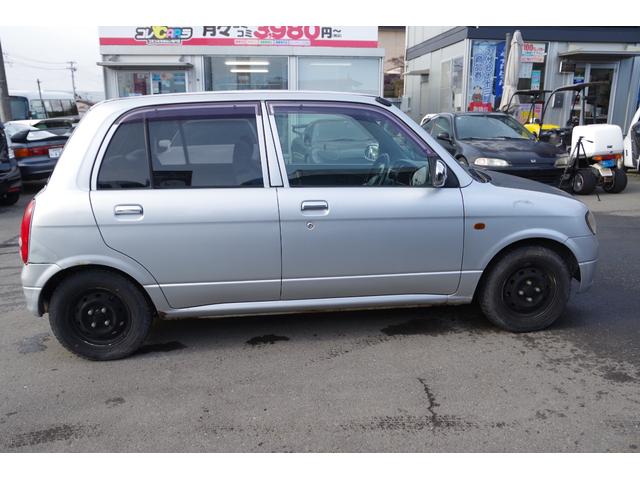 ミラ CD 4WD 社外マフラー 5MT 衝突安全ボディ エアコン パワーステアリング パワーウィンドウ 運転席エアバッグ 助手席エアバッグ(15枚目)