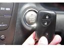 ＩＳ ＩＳ２５０Ｃ　バージョンＬ　クリアランスソナー　オートクルーズコントロール　ナビ　アルミホイール　ＨＩＤ　ＡＴ　シートエアコン　スマートキー　電動格納ミラー　盗難防止システム　パワーシート　ＣＤ　ＤＶＤ再生　ＭＤ　衝突安全ボディ（5枚目）