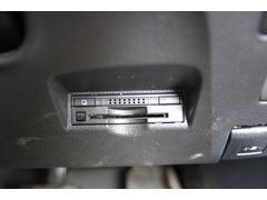 今では必需品のＥＴＣも付いております。高速道路での出入りもスムーズ。渋滞緩和にもなりエコにも繋がります。 6