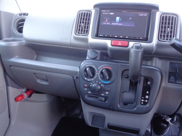 エブリイ ＰＡ　４ＷＤ　オートギアシフト　衝突被害軽減システム　ＥＴＣ　バックカメラ　リヤソナー　ナビ　Ｂｌｕｅｔｏｏｔｈ　レーンアシスト　横滑り防止装置　トラクションコントロール　ＡＢＳ　Ｗエアバッグ（6枚目）