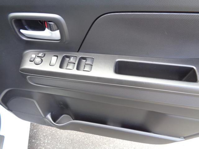 ワゴンＲ ハイブリッドＦＺ　ＥＴＣ　ナビ　フルセグＴＶ　バックカメラ　Ｂｌｕｅｔｏｏｔｈ　ＤＶＤ　ＵＳＢ　オートライト　ＬＥＤヘッドランプ　スマートキー　シートヒーター　盗難防止システム　横滑り防止装置　トラクションコントロール（9枚目）