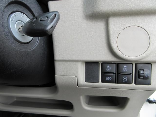 ムーヴ Ｌ　ＳＡＩＩＩ　バックカメラ　衝突被害軽減システム　ＤＶＤ　Ｂｌｕｅｔｏｏｔｈ　ＵＳＢ　オートマチックハイビーム　キーレス　アイドリングストップ　シートヒーター　盗難防止装置　トラクションコントロール　横滑り防止装置（7枚目）