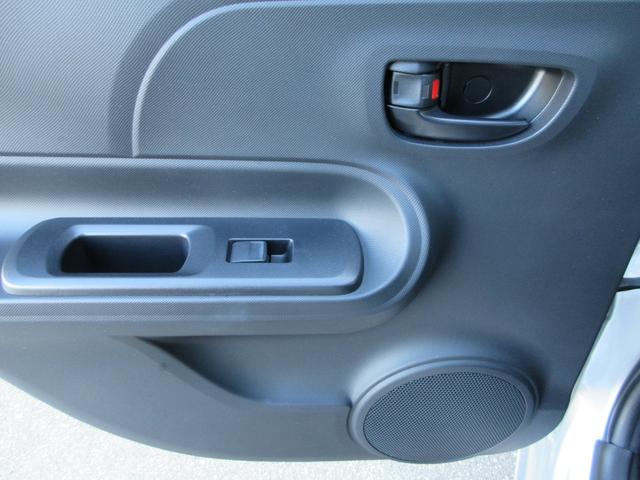 アクア Ｓ　ＥＴＣ　バックカメラ　ナビ　キーレス　アイドリングストップ　盗難防止システム　ＣＤ　Ｂｌｕｅｔｏｏｔｈ　横滑り防止装置　トラクションコントロール　オートＡＣ（39枚目）