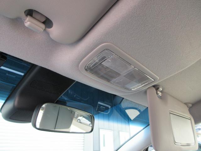 シャトル ハイブリッド　ホンダセンシング　ＥＴＣ　ナビ　Ｂｌｕｅｔｏｏｔｈ　ＤＶＤ　レーダークルーズコントロール　レーンアシスト　衝突被害軽減システム　スマートキー　盗難防止システム　横滑り防止装置　トラクションコントロール　オートＡＣ（26枚目）