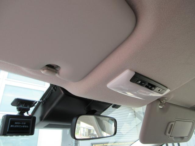 ノート Ｓ　ナビ　バックカメラ　Ｂｌｕｅｔｏｏｔｈ　クリアランスソナー　衝突被害軽減システム　横滑り防止装置　トラクションコントロール　オートライト　ＤＶＤ　ＵＳＢ　ＥＴＣ　ワイパーデアイサー　ドライブレコーダー（28枚目）
