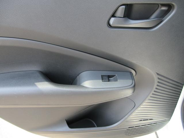 ノート Ｓ　ナビ　バックカメラ　Ｂｌｕｅｔｏｏｔｈ　クリアランスソナー　衝突被害軽減システム　横滑り防止装置　トラクションコントロール　オートライト　ＤＶＤ　ＵＳＢ　ＥＴＣ　ワイパーデアイサー　ドライブレコーダー（38枚目）
