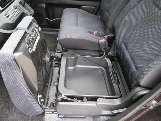 ワゴンＲ ハイブリッドＦＸ　４ＷＤ　全方位カメラ　レーンアシスト　ナビ　フルセグＴＶ　Ｂｌｕｅｔｏｏｔｈ　ＤＶＤ　ＵＳＢ　衝突被害軽減システム　スマートキー　シートヒーター　ヘッドアップディスプレイ　スマートキー　横滑り防止装置（8枚目）