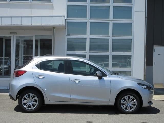 ＭＡＺＤＡ２ １５Ｃ　４ＷＤ　ＥＴＣ　バックカメラ　ナビ　Ｂｌｕｅｔｏｏｔｈ　ＵＳＢ　クリアランスソナー　衝突被害軽減システム　ＬＥＤヘッドライト　ワイパーデアイサー　横滑り防止装置　トラクションコントロール　スマートキー（13枚目）