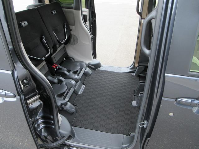Ｎ－ＢＯＸ ベースグレード　４ＷＤ　バックカメラ　ナビ　フルセグＴＶ　ＤＶＤ　Ｂｌｕｅｔｏｏｔｈ　ＵＳＢ　クリアランスソナー　レーダークルーズコントロール　衝突被害軽減システム　ＬＥＤヘッドランプ　シートヒーター　スマートキー（41枚目）
