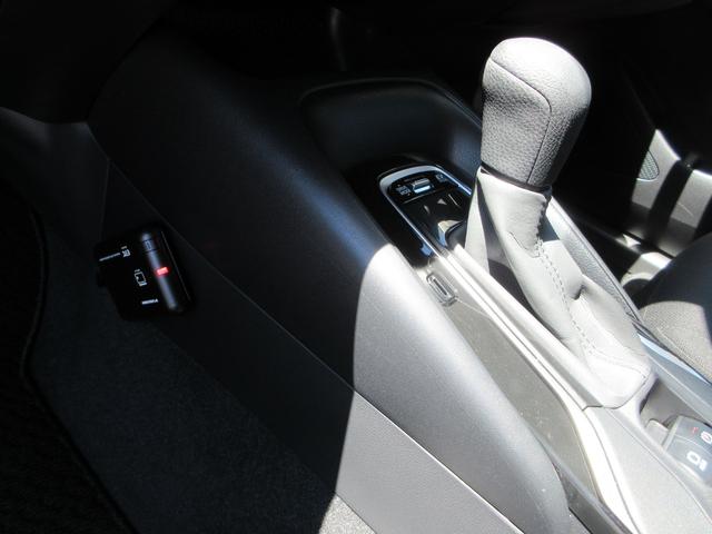 カローラツーリング ハイブリッド　Ｇ－Ｘ　４ＷＤ　ＥＴＣ　バックカメラ　ナビ　Ｂｌｕｅｔｏｏｔｈ　ＵＳＢ　Ｍｉｒａｃａｓｔ　レーダークルーズコントロール　衝突被害軽減システム　ＬＥＤヘッドランプ　スマートキー　ワイパーデアイサー　横滑防止装置（39枚目）