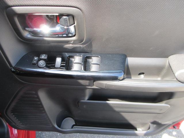 スペーシアカスタム ハイブリッドＸＳ　バックカメラ　ナビ　フルセグＴＶ　Ｂｌｕｅｔｏｏｔｈ　ＤＶＤ　ＵＳＢ　リヤソナー　レーダークルーズコントロール　衝突被害軽減システム　ＬＥＤヘッドランプ　ヘッドアップディスプレイ　シートヒーター（11枚目）