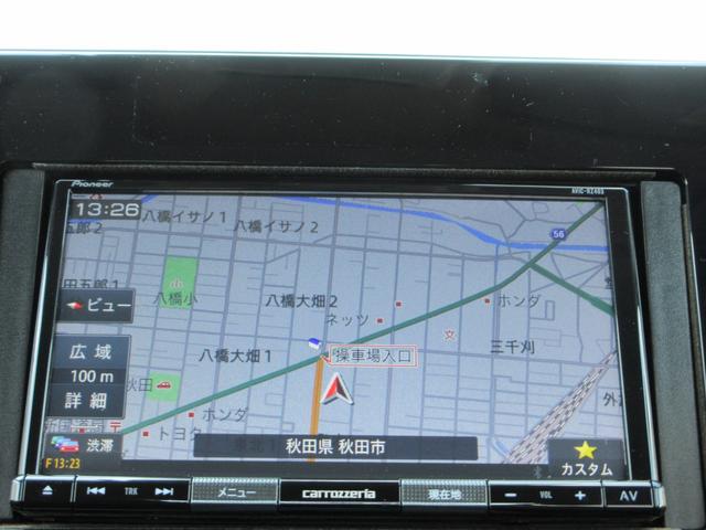 ノート Ｓ　ＦＯＵＲ　４ＷＤ　衝突被害軽減システム　ナビ　バックカメラ　Ｂｌｕｅｔｏｏｔｈ　ＤＶＤ　ＵＳＢ　ＥＴＣ　クリアランスソナー　スマートキー　シートヒーター　ステアリングヒーター　ワイパーデアイサー（4枚目）