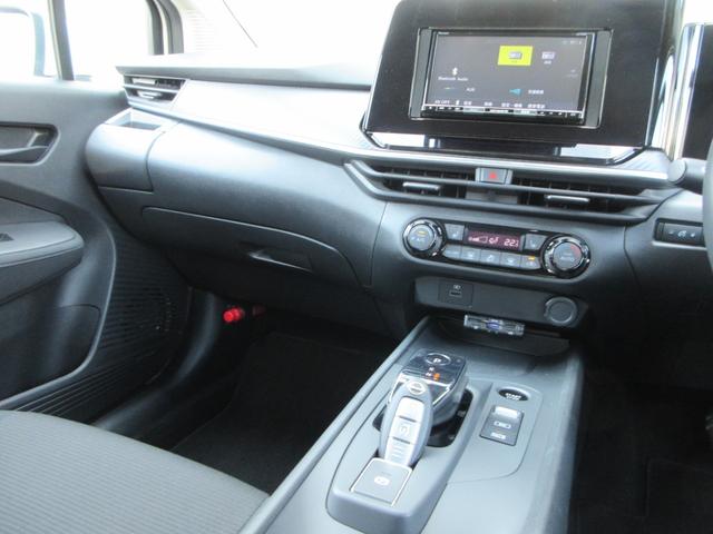 ノート Ｓ　ＦＯＵＲ　４ＷＤ　衝突被害軽減システム　ナビ　バックカメラ　Ｂｌｕｅｔｏｏｔｈ　ＤＶＤ　ＵＳＢ　ＥＴＣ　クリアランスソナー　スマートキー　シートヒーター　ステアリングヒーター　ワイパーデアイサー（33枚目）