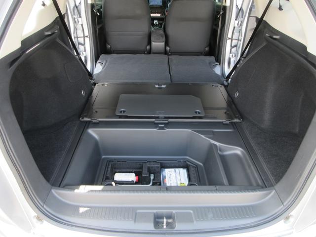 シャトル ハイブリッド　ホンダセンシング　４ＷＤ　衝突被害軽減システム　ナビ　バックカメラ　Ｂｌｕｅｔｏｏｔｈ　ＣＤ　ＥＴＣ　レーダークルーズコントロール　　ワイパーデアイサー　スマートキー　横滑り防止装置　トラクションコントロール（25枚目）