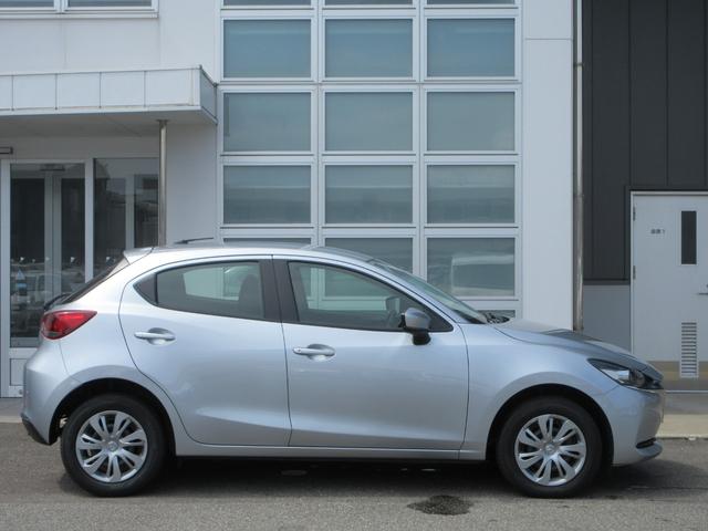 ＭＡＺＤＡ２ １５Ｃ　４ＷＤ　ＥＴＣ　バックカメラ　ナビ　Ｂｌｕｅｔｏｏｔｈ　ＵＳＢ　クリアランスソナー　衝突被害軽減システム　ＬＥＤヘッドライト　ワイパーデアイサー　横滑り防止装置　トラクションコントロール　スマートキー（13枚目）
