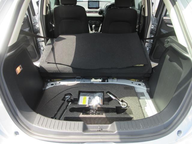 ＭＡＺＤＡ２ １５Ｃ　４ＷＤ　ＥＴＣ　バックカメラ　ナビ　Ｂｌｕｅｔｏｏｔｈ　ＵＳＢ　クリアランスソナー　衝突被害軽減システム　ＬＥＤヘッドライト　ワイパーデアイサー　横滑り防止装置　トラクションコントロール　スマートキー（18枚目）